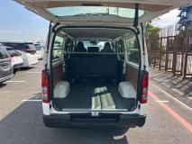 TOYOTA HIACE VAN 2025