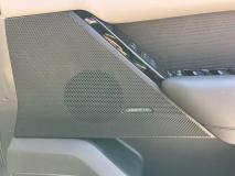 LAND ROVER RANGE ROVER VELAR 2023