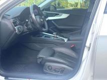 AUDI A4 2022