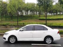 VOLKSWAGEN SANTANA 2022