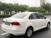 VOLKSWAGEN SANTANA 2022