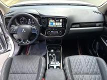 MITSUBISHI OUTLANDER 2022