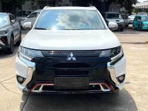 MITSUBISHI OUT LANDER 2022