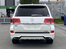 TOYOTA LAND CRUISER 2018