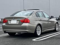 BMW 3 SERIES 2011