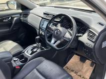 NISSAN X-TRAIL 2019