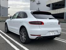 PORSCHE MACAN 2018