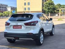 NISSAN QUASHQAI