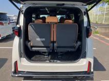 TOYOTA VELLFIRE 2024