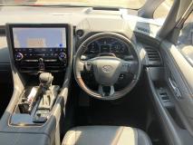TOYOTA ALPHARD 2024