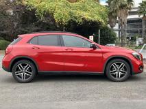 MERCEDES BENZ GLA 2019