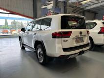 TOYOTA LAND CRUISER 2023