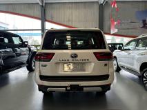 TOYOTA LAND CRUISER 2023