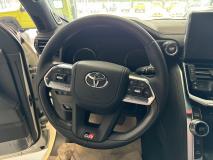 TOYOTA LAND CRUISER 2023