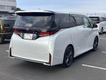 TOYOTA VELLFIRE 2025