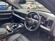 PORSCHE CAYENNE 2023