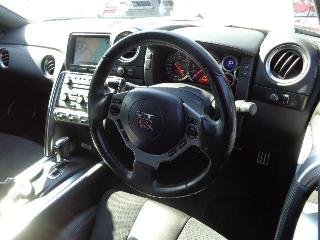 NISSAN GT-R 2009