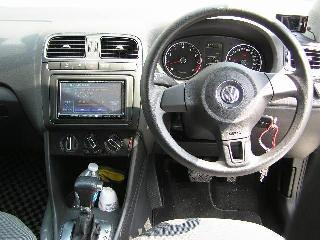 VOLKSWAGEN POLO 2010
