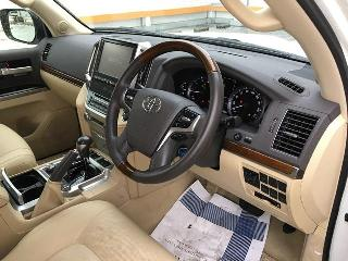 TOYOTA LAND CRUISER 2016