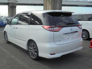 TOYOTA ESTIMA 2016